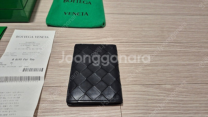 보테가지갑 명함지갑 풀박스 정품인증 저렴하게 판매합니다...--1
