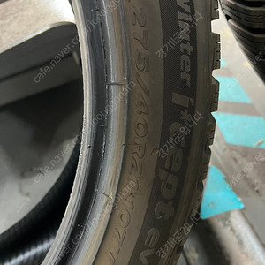BMW X5 윈터타이어 1세트 팝니다 275/40/R21 315/35/R21