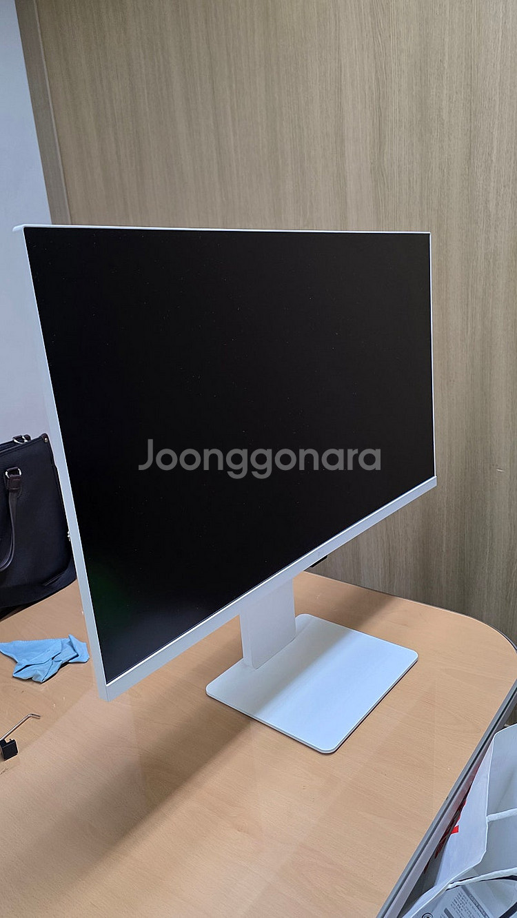 LG 마이뷰 4K 스마트 모니터 32SR83U--0