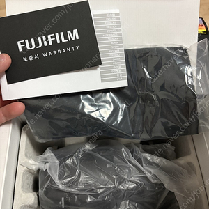 후지 xf 70-300mm, 삼양 12mm, 보이그랜더 apo-ultron 35mm 팝니다