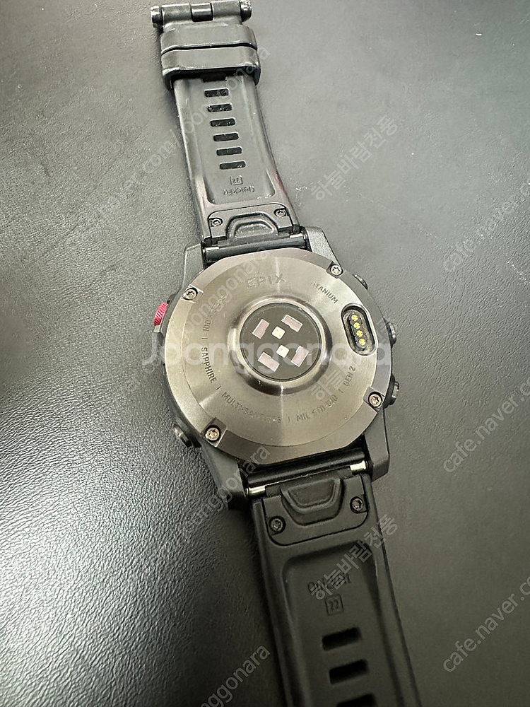 가만 EPIX 시계 팝니다.--2