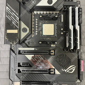 AMD CPU / ASUS ROG Crosshair VIII Formula 팝니다.