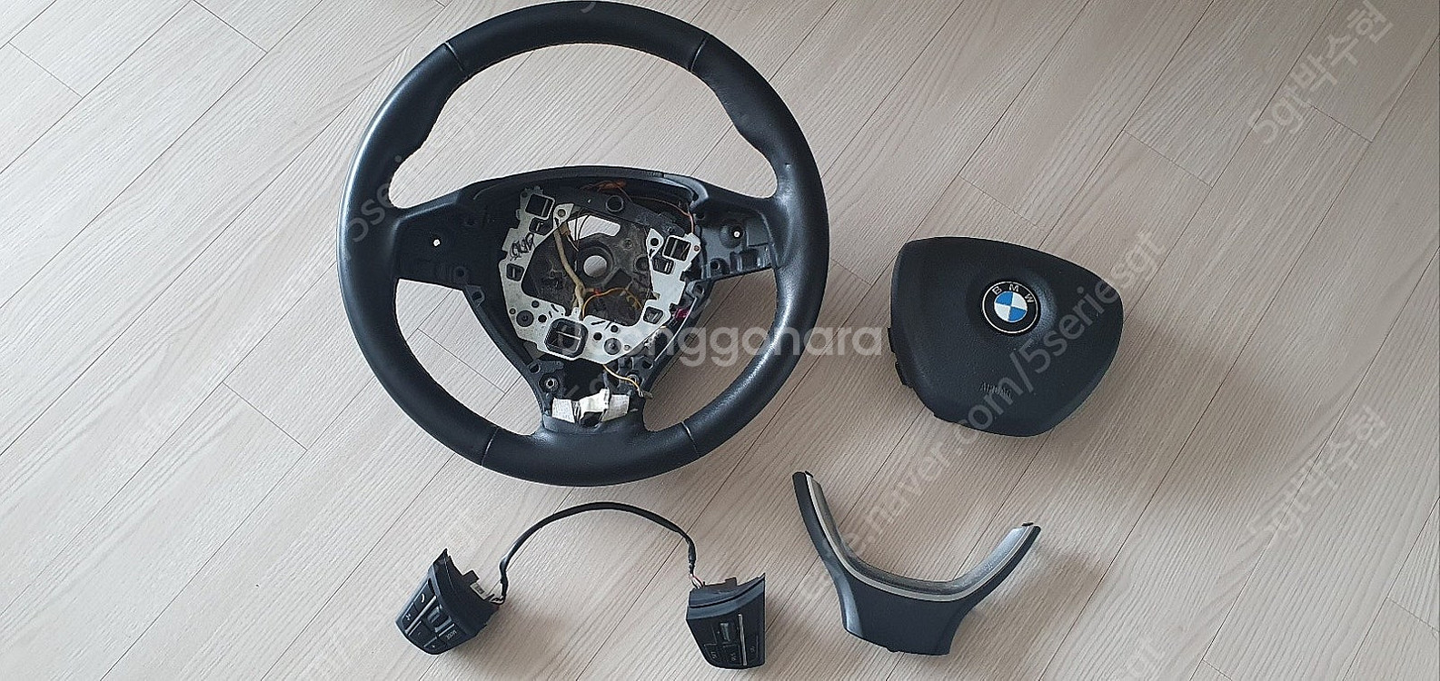 bmw 5gt 핸들--1