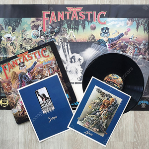 Elton John - Captain Fantastic And The Brown Dirt Cowboy 1975년 일본초판 포스터 책자 2권 포함