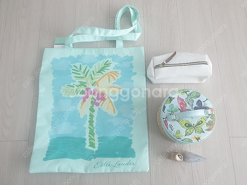 에스티로더 파우치(새상품)--0