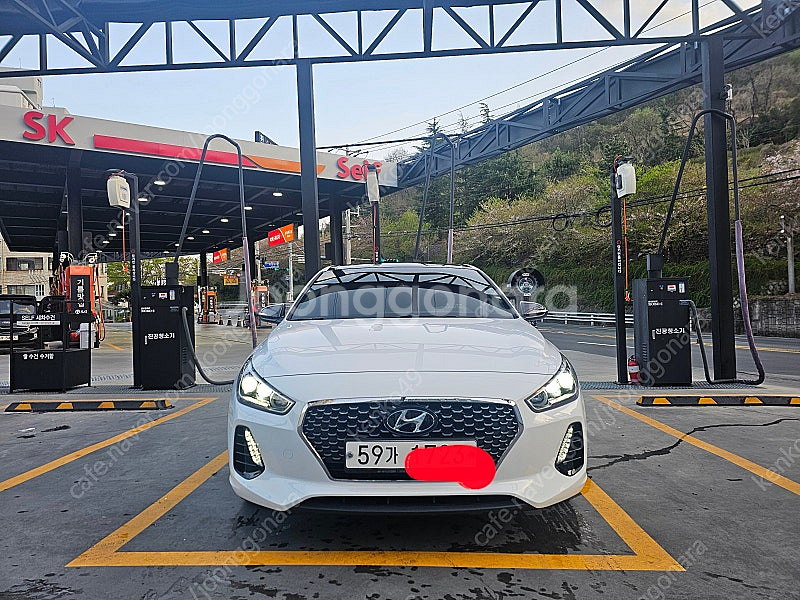 2018년식 i30 pd 1.4t (옵션 좋음)--0