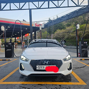 2018년식 i30 pd 1.4t (옵션 좋음)
