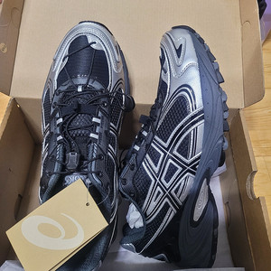 아식스KAHANA TR 270 새상품