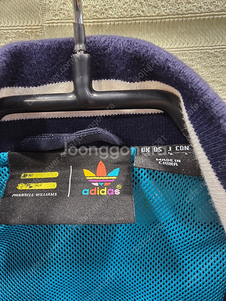 아디다스 퍼렐윌리엄스 플라워자수 바시티자켓 블루종 95...--6