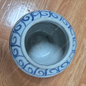 백자항아리