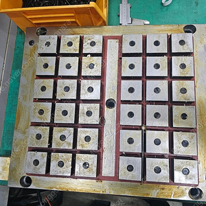 마그네트척 스파이더 마그네트 390×350