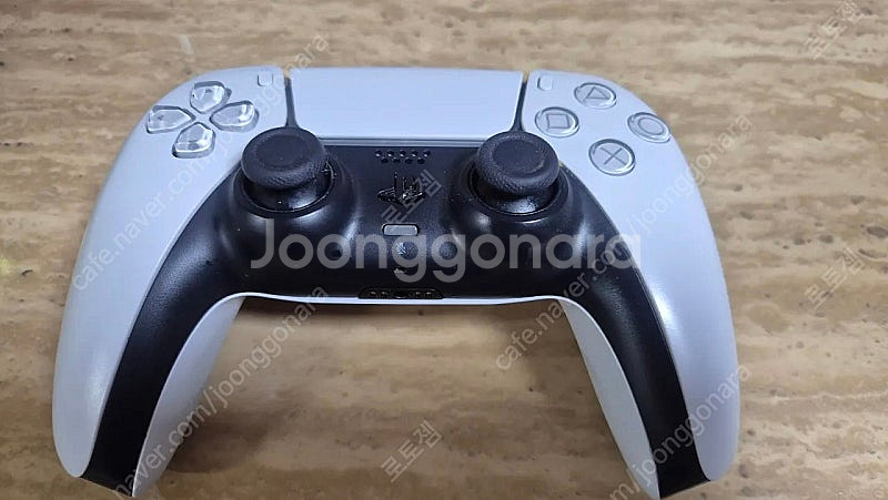 ps5 듀얼센스 쏠림현상 패드팝니다.--1