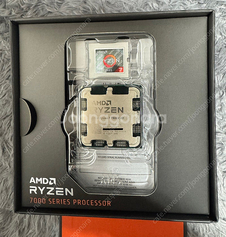 AMD 라이젠7-5세대 7800X3D (라파엘) (대원 정품) 판매합니다.--1