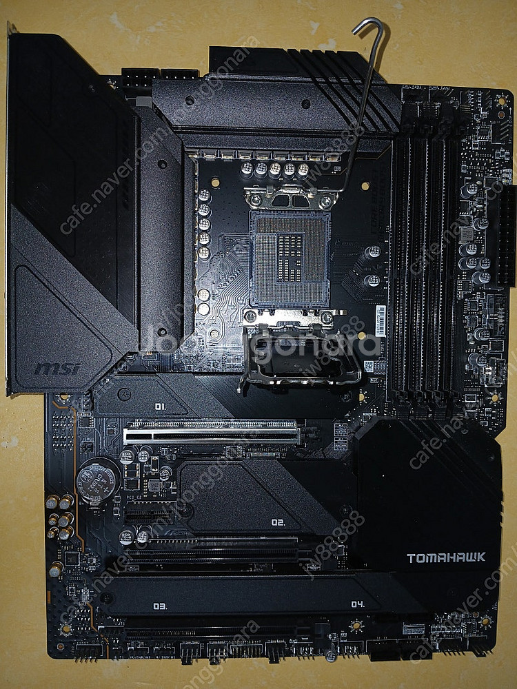 z690 토마호크 ddr4 + 소켓 가이드--1