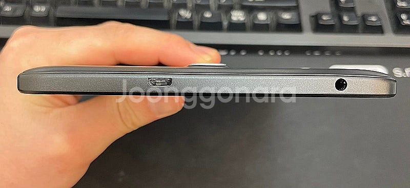 갤럭시탭E 8.0 LTE 블랙 32GB 무잔상 상태좋은...--3