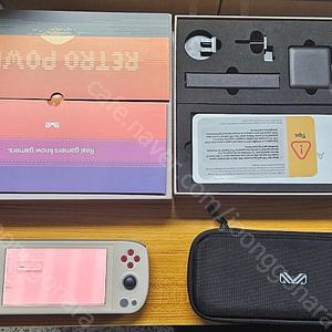 아야네오 에어 1S 레트로 32G + 2T 판매합니다.