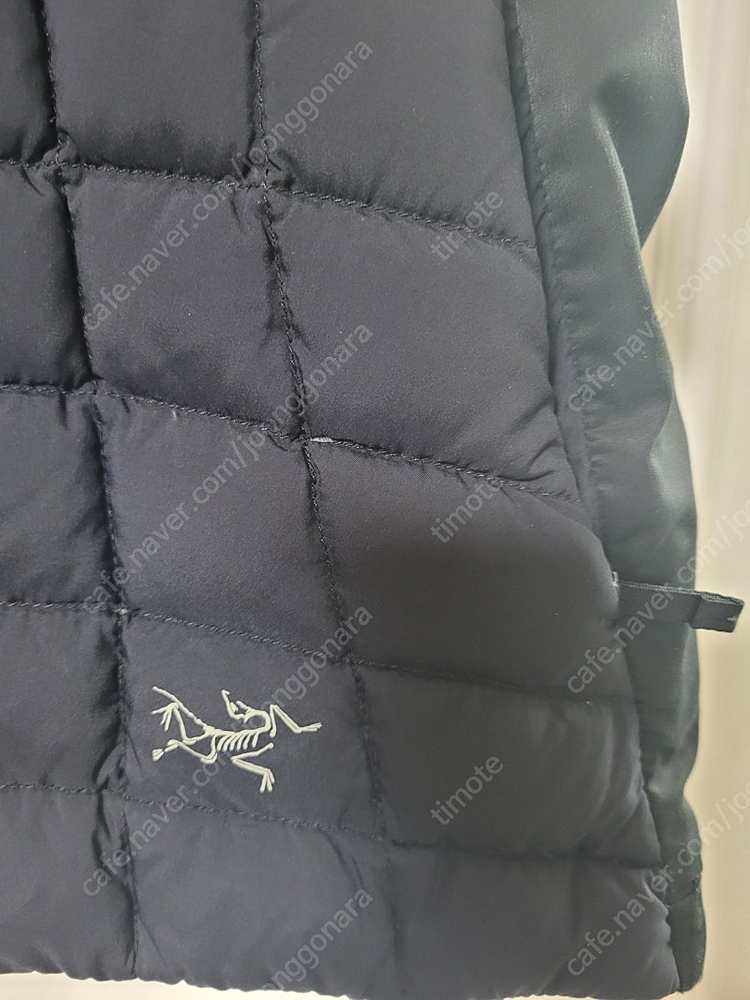 아크테릭스 여성조끼 이미지