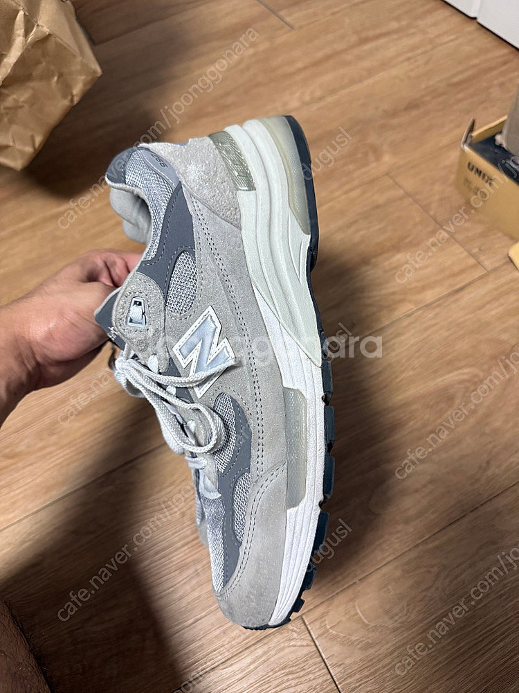 뉴발란스 992 그레이 270(M992GR)--8