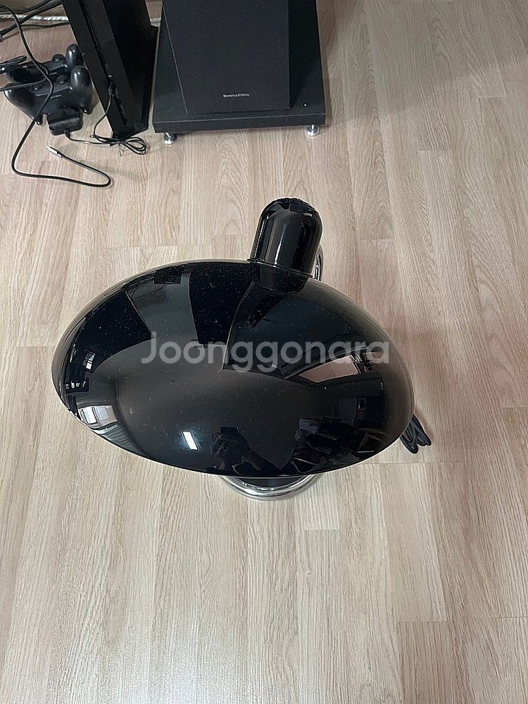 카이저이델 6631모델입니다 .블랙 유광모델 롯데본점에...--3