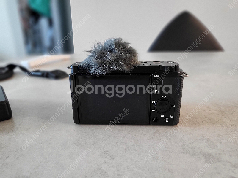 소니 zv-e10(16-50mm) 판매합니다.--1