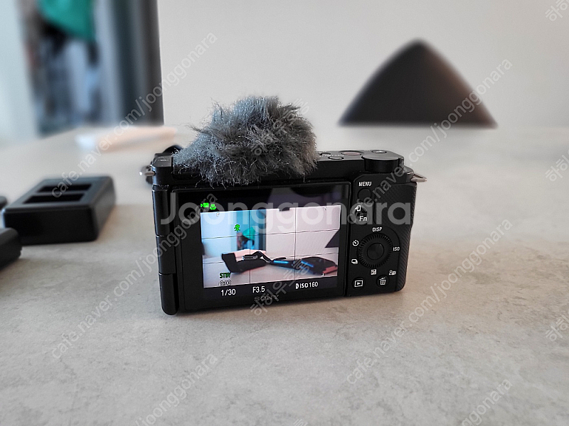 소니 zv-e10(16-50mm) 판매합니다.--2
