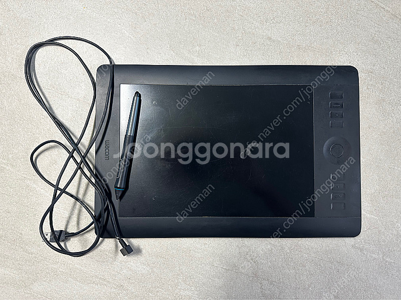 와콤 인튜어스5 판타블렛 M사이즈 (PTK-650/K)...--0