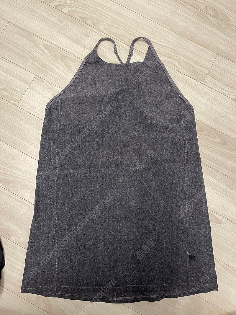 룰루레몬 나시 탑 사이즈4