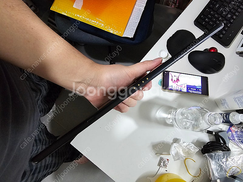 잔상 있는 갤럭시 탭S4 LTE 팝니다--3