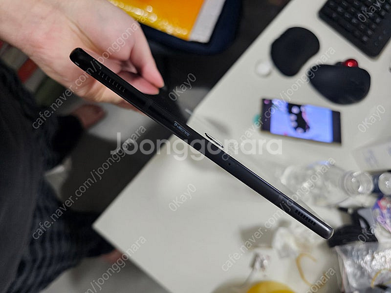 잔상 있는 갤럭시 탭S4 LTE 팝니다--5