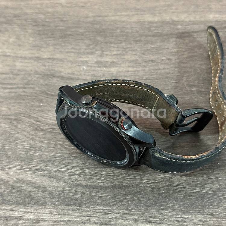 갤럭시워치3 블랙 45MM 액정S급 케이블포함 2만5천...--2