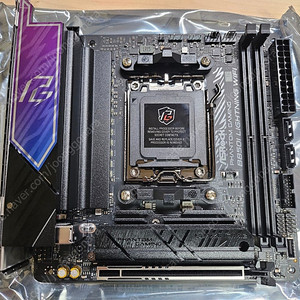 ASRock B850I Lightning WiFi