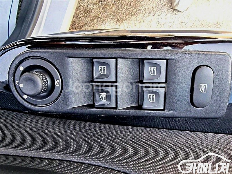 [르노코리아(삼성)]QM3 디젤 1.5 RE 2014 년 중고차 전국☆최저가판매☆최고가매입☆--8