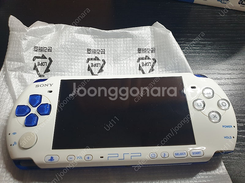 PSP 한정판 팝니다--0
