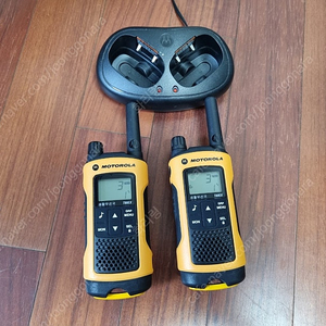 모토로라 TLKR-T80EX 무전기
