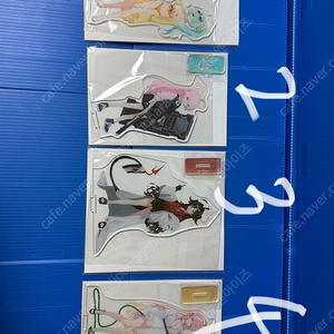 블루아카이브 아크릴 팝니다.