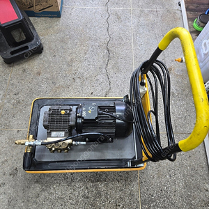 고압세척기 200바 삼상380v 7.5마력 팝니다