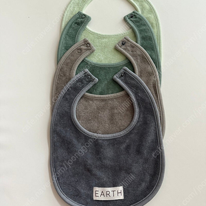 얼쓰빕 EARTH 아기 턱받이 새상품 일괄