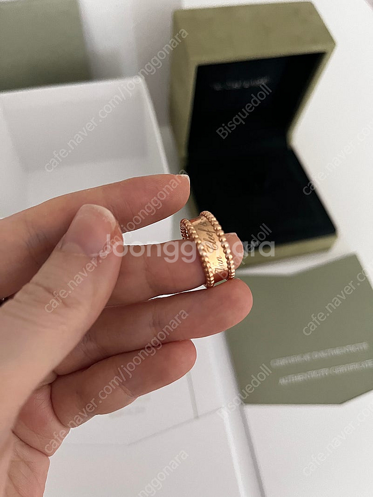 반클리프앤아펠 빼를리 시그니처 링 18K 로즈골드 반지--4