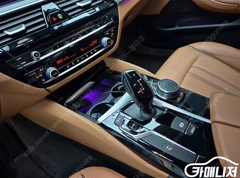 [BMW]5시리즈 (G30) 520i 럭셔리 (5인승)...--8