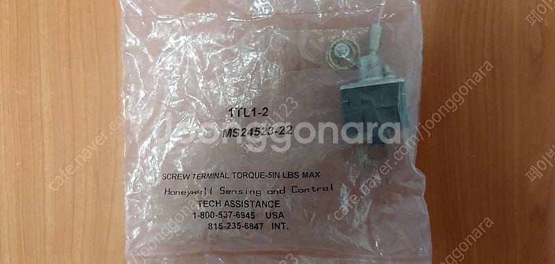 [새것] 토글 스위치 / 1TL1-2 MS24523-2...--0