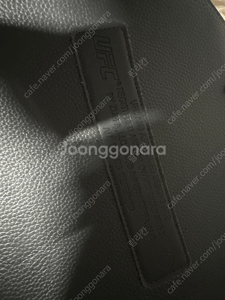 UFC 챔피언십 레플리카 벨트--1
