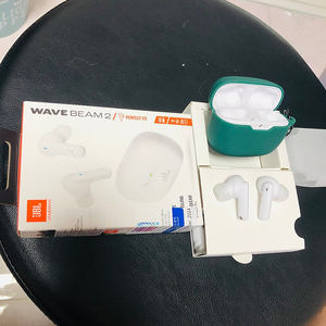 jbl wave beam2 화이트 팝니다