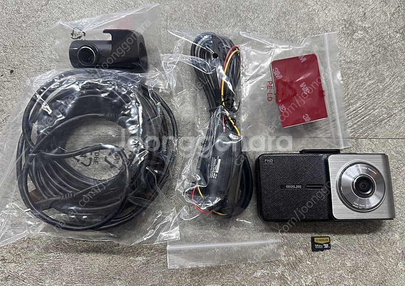 아이나비 QXD900mini 64G 블랙박스 팝니다.--0