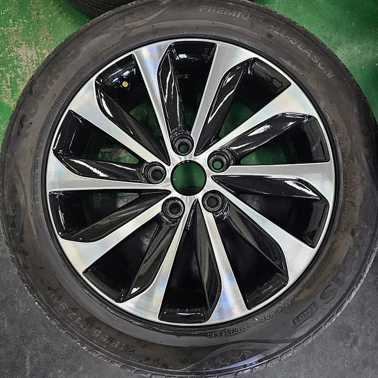 소나타 브릴리언트 17인치 무기스 휠타이어셋. 215 55 17 이미지