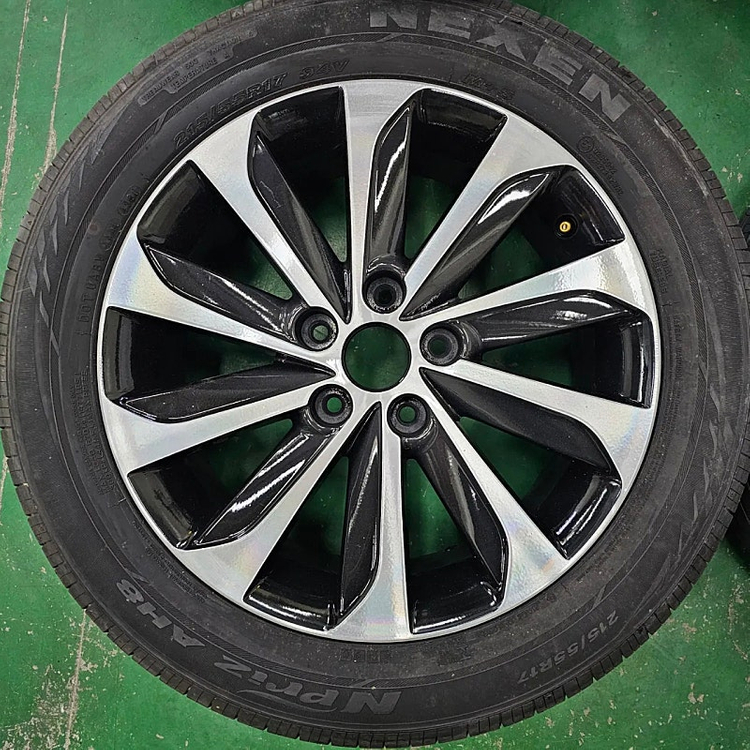 소나타 브릴리언트 17인치 무기스 휠타이어셋. 215 55 17 이미지