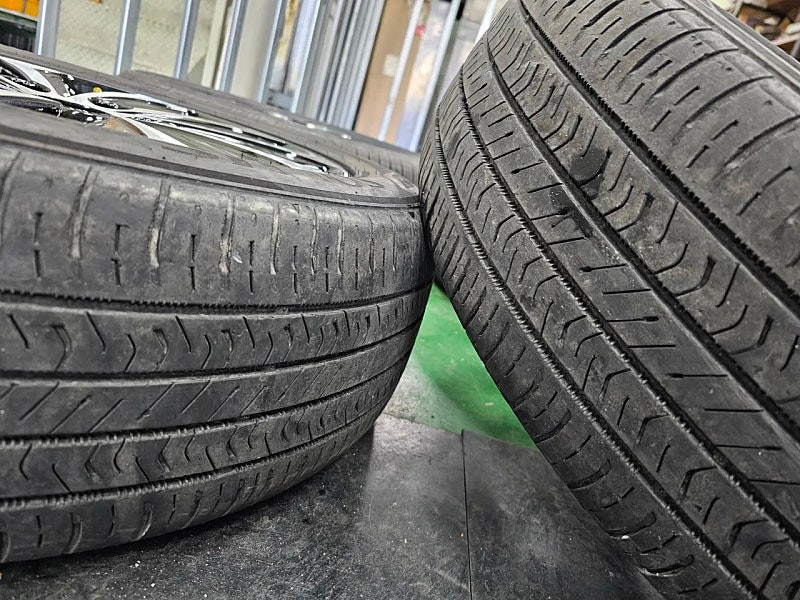 소나타 브릴리언트 17인치 무기스 휠타이어셋. 215 55 17 이미지