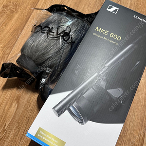 Sennheiser MKE600 젠하이저 초지향성 비디오 카메라용 샷건 마이크(미개봉)