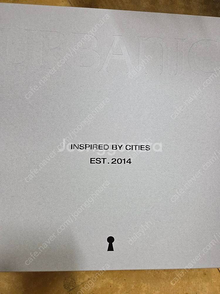 얼바닉30 나일론호보백(박스모두포함) 12만원 ㅠ(구매가격 17만5천원 ㅠ)--3