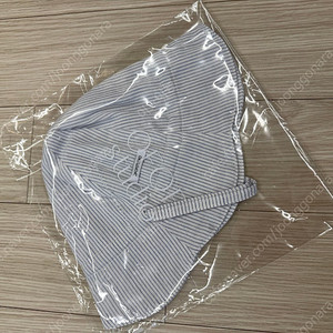 오프오프스튜디오 베이비햇 스트라이프 S