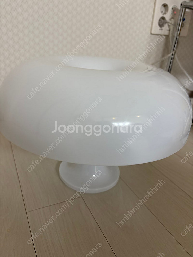 아르떼미데 네시노 조명 화이트--0